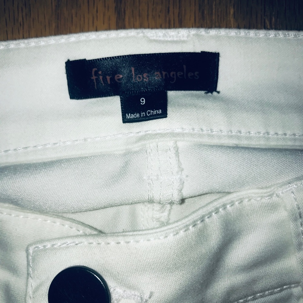 White skinny soft jeans - Picture 3 of 4